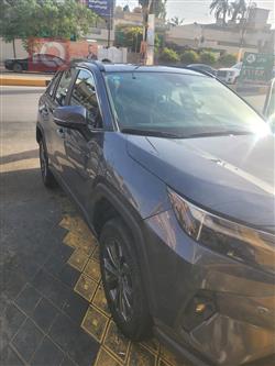 تۆیۆتا ڕاڤ 4